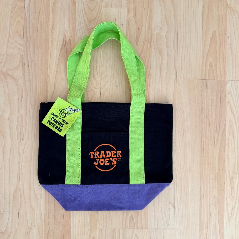 Trader Joe’s Mini Tote Totebags Bags Halloween. SET OF ALL FOUR! NEW WITH TAGS! - Picture 5 of 5